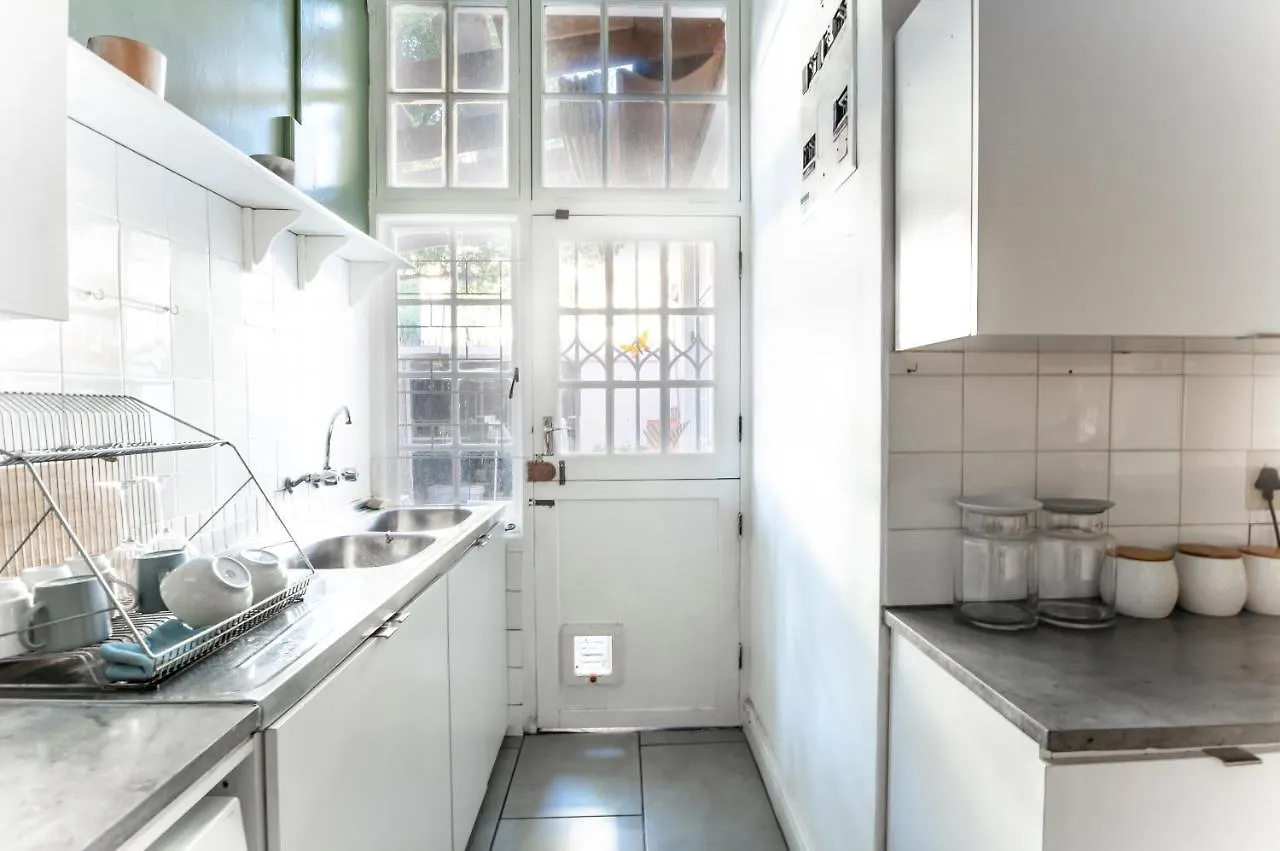 The Rosemore Guesthouse ケープタウン 3*,