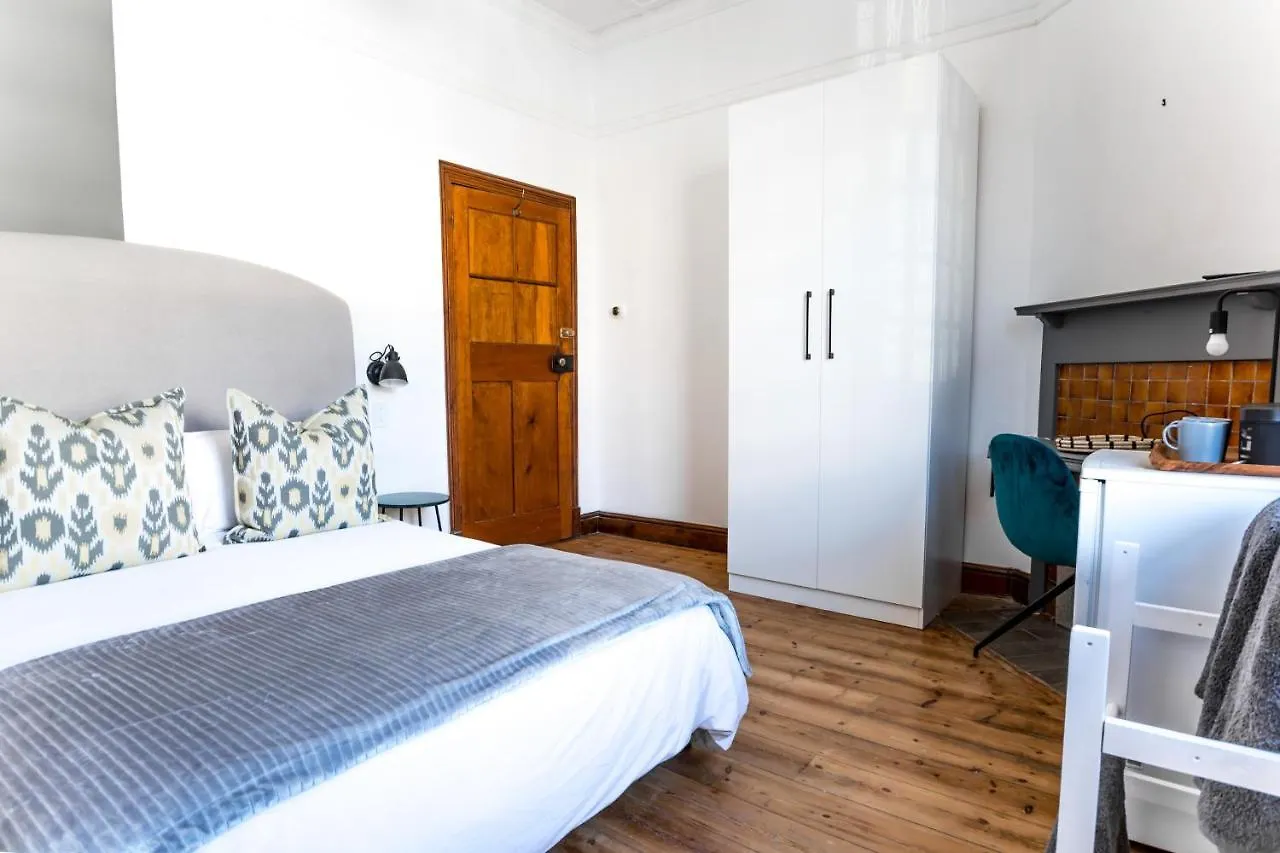 The Rosemore Guesthouse ケープタウン 3*,